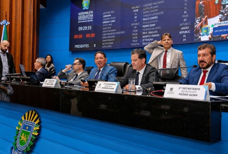 Deputados aprovam projeto que beneficia consumidores de energia solar em MS