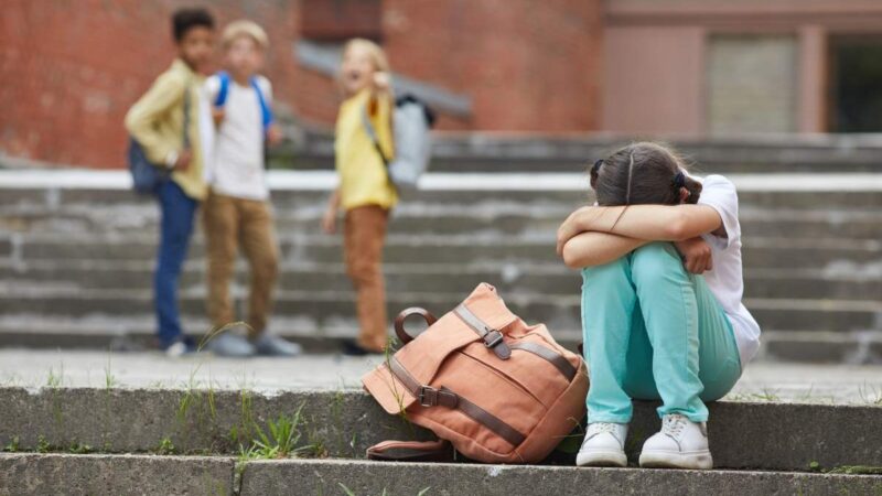 Prefeitura capacita educadores sobre prevenção de violência no contexto escolar