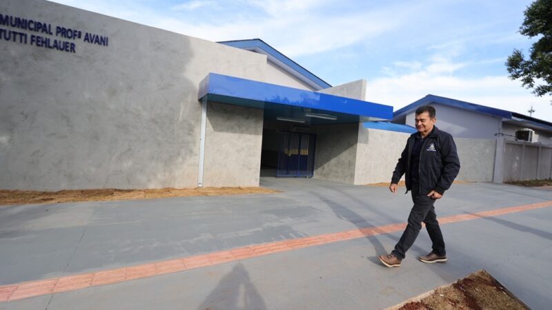 Prefeito vistoria obras da Escola Avani e parte das aulas será liberada em novo espaço
