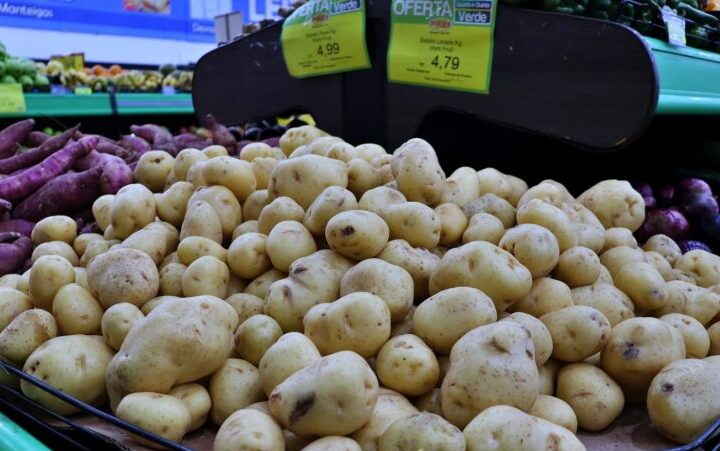 Preço da cesta básica em Dourados tem leve alta