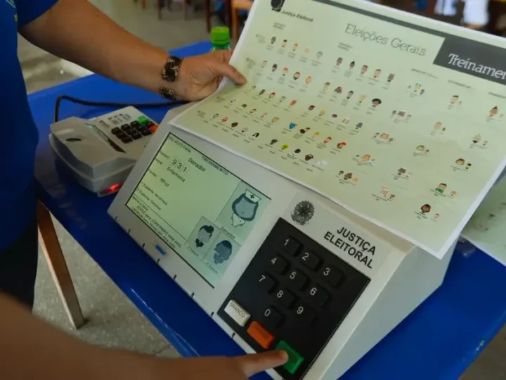 Prazo para tirar ou regularizar título de eleitor termina nesta quarta