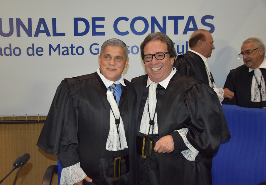 PGR pede pressa para julgar conselheiros do TCE que trabalham “sob grave suspeita” de crimes