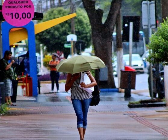 Dourados segue em alerta após domingo de chuvas intensas