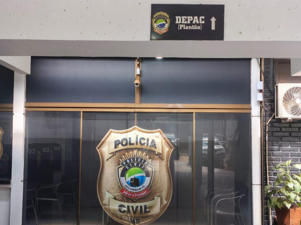 Moradora de Curitiba é presa transportando maconha e droga “dry” em malas