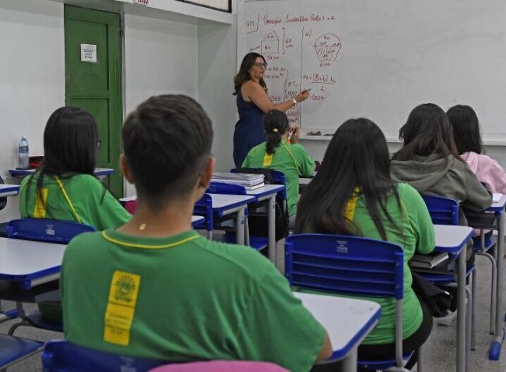 Instalação de câmeras em escolas da Rede Estadual é aprovada em 1ª