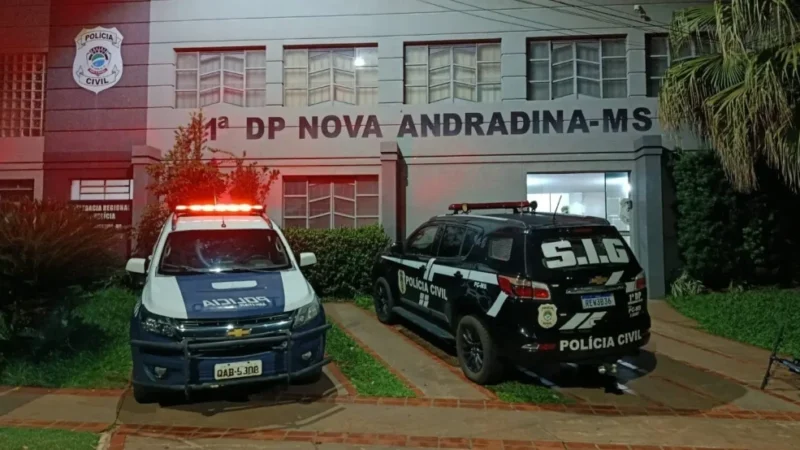 Homem e mulher são mortos a tiros por pistoleiros de moto no meio da rua