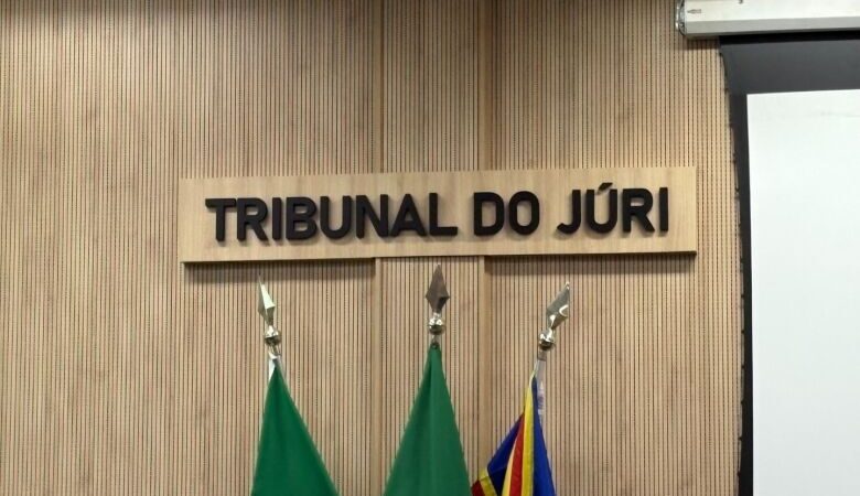 Homem que atirou na ex em posto de combustível é condenado a 22 anos
