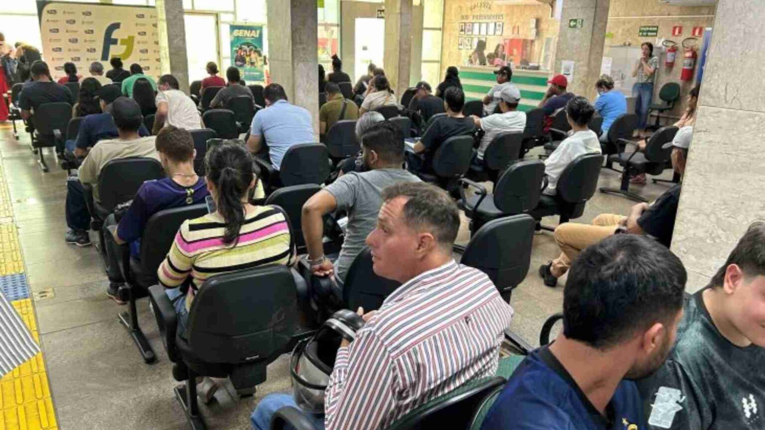 Semana começa com mais de mil vagas de emprego em Campo Grande