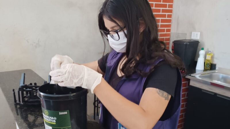 Prefeitura faz manutenção nas “armadilhas” que eliminam o mosquito Aedes aegypti