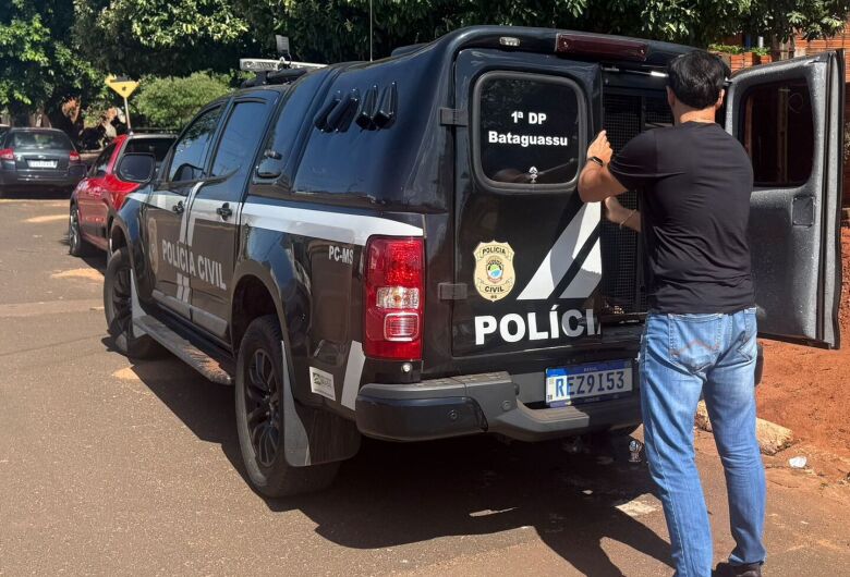 Mulher é levada ao hospital após esconder pedras de crack na genitália