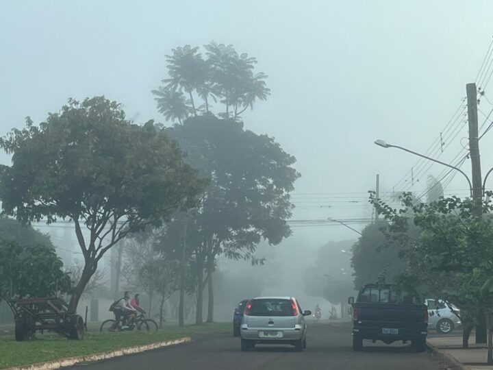 Dourados amanhece sob nevoeiro e frio; temperaturas devem subir no fim de semana