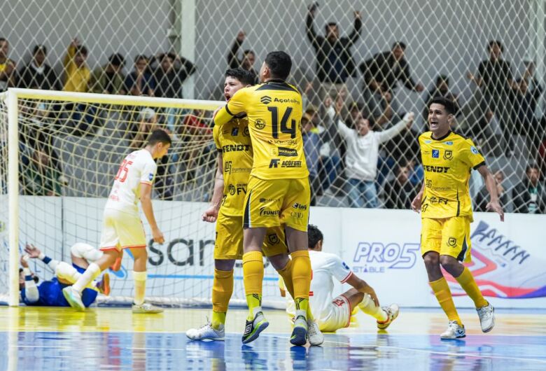 Juventude AG marca três na prorrogação, vence América-RN e avança na Copa LNF