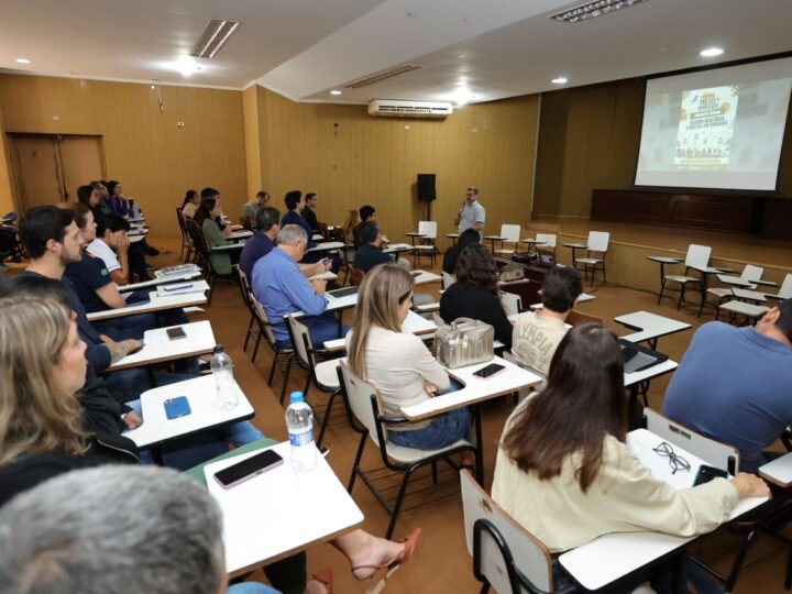 Prefeitura promove mesa redonda com servidores para debater meio ambiente