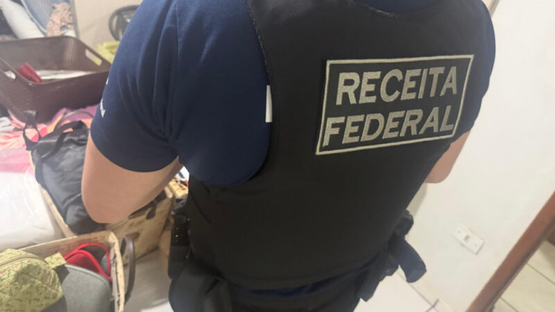 PF e Receita desarticulam organização criminosa que trazia cigarros do Paraguai para o Brasil