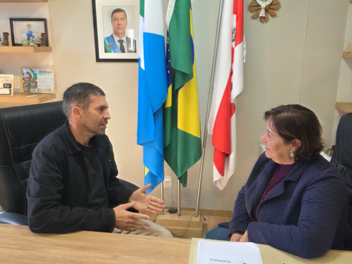 Vereador Gessé Ferreira reforça parceria com prefeita de Mundo Novo em busca de investimentos