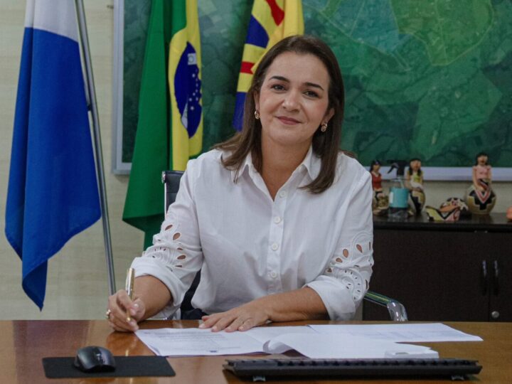 Adriane prorroga contrato com investigadas que receberam R$ 5,5 mi em 2026
