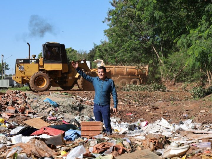 Prefeito pede conscientização para evitar descarte de lixo em áreas de preservação