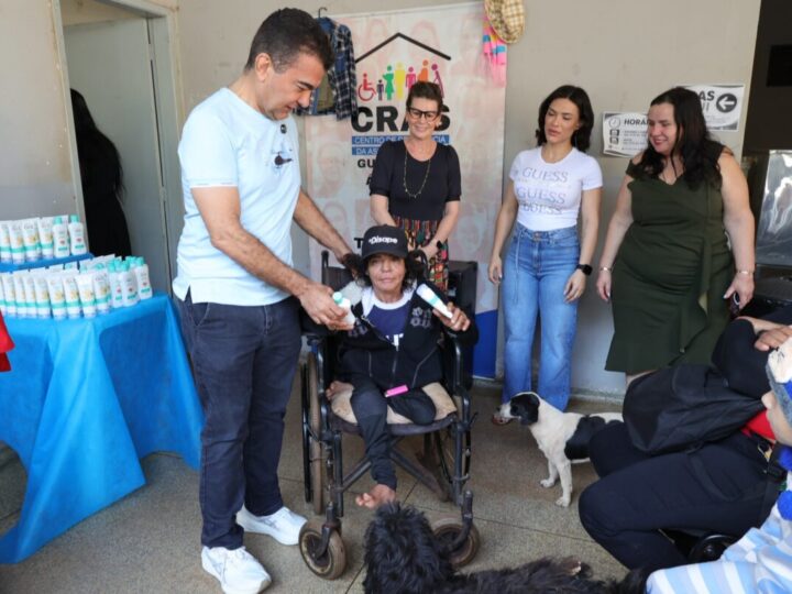 Prefeitura distribui 2,5 mil peças de agasalhos a famílias atendidas pelo Cras Guaicurus
