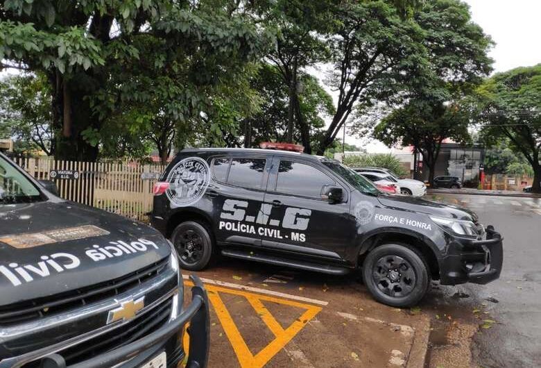 Dois homens são presos após série de furtos de caminhonetes em Dourados