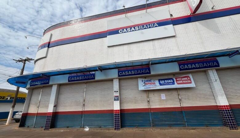 Casas Bahia fecha duas lojas no centro de Dourados