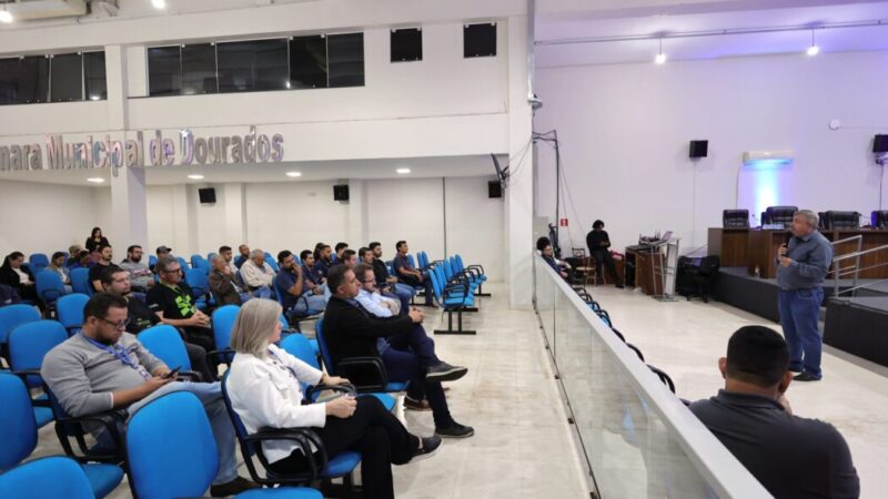 Prefeitura promove encontro orientativo com empresas para reforçar segurança e combater fios irregulares