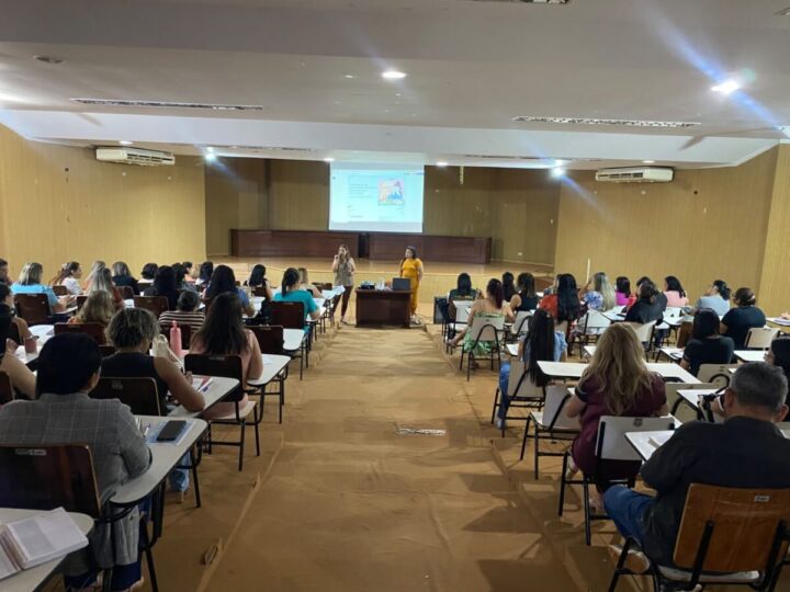Prefeitura realiza semana de formação para professores da Rede Municipal de Ensino
