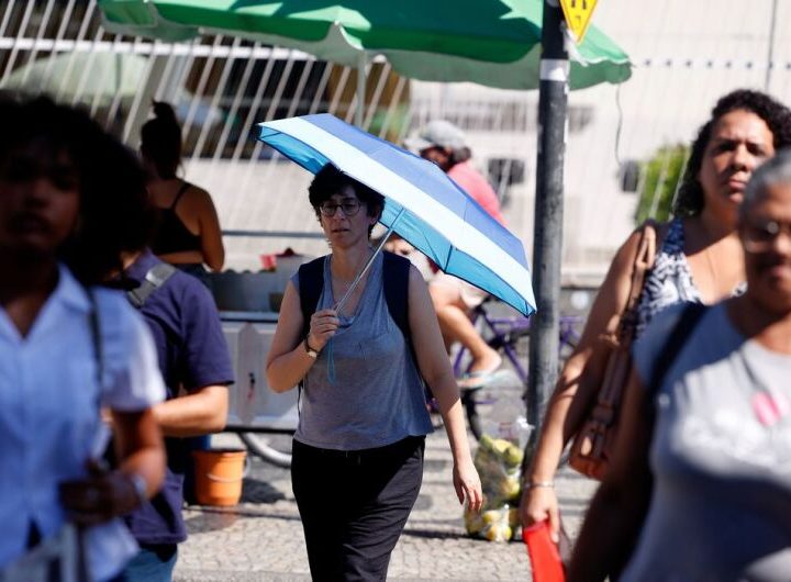 Salário mínimo deverá subir para R$ 1.741 em 2027