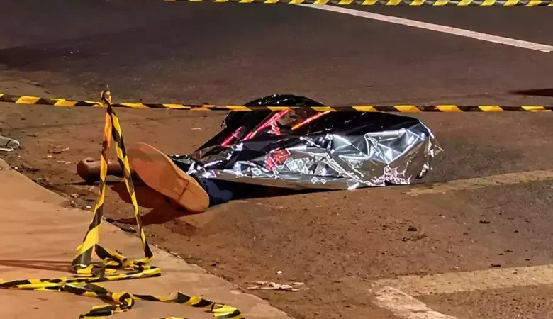 Briga em bar termina com mulher assassinando o marido com facada no peito