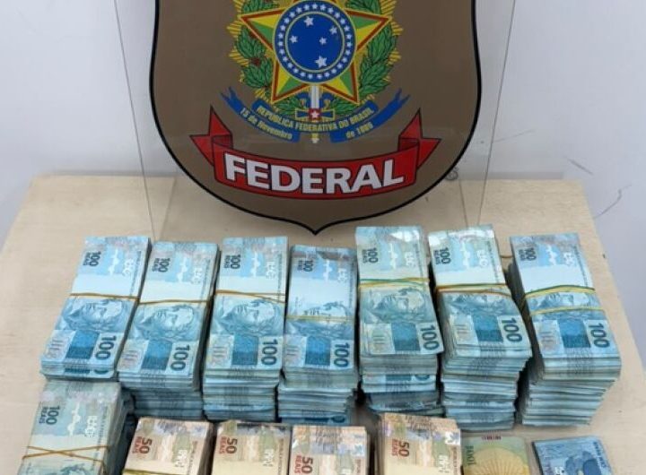 PF apreende R$ 800 mil em espécie no momento que mulher deixava agência bancária