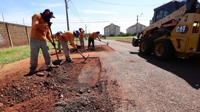 Período chuvoso atrapalha operações de tapa-buracos e início de recapeamentos