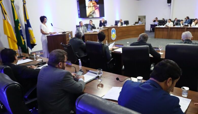 Câmara de Dourados entrega Prêmio Destaque em Saúde Mental durante o Setembro Amarelo