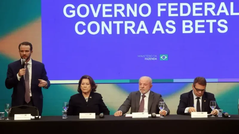 Bets passam a ser proibidas no país e apostador receberá saldo, anuncia governo
