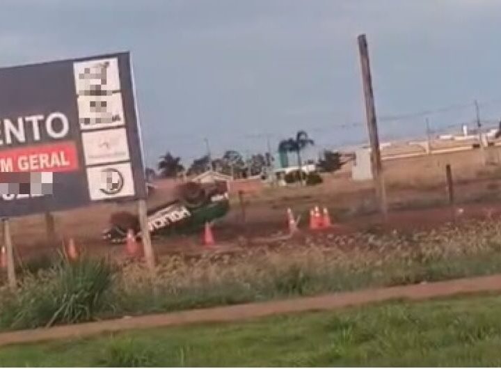 Viatura capota durante treinamento em Dourados