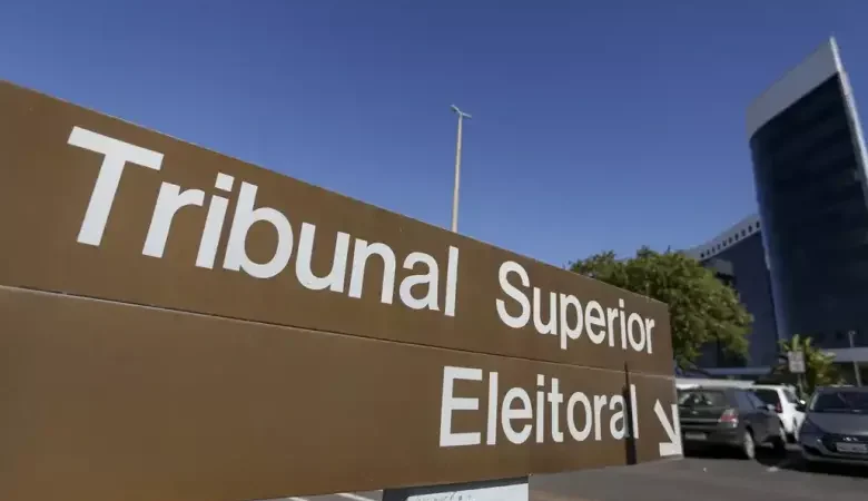Celular e até relógio: veja o que não pode ser levado à cabine de votação