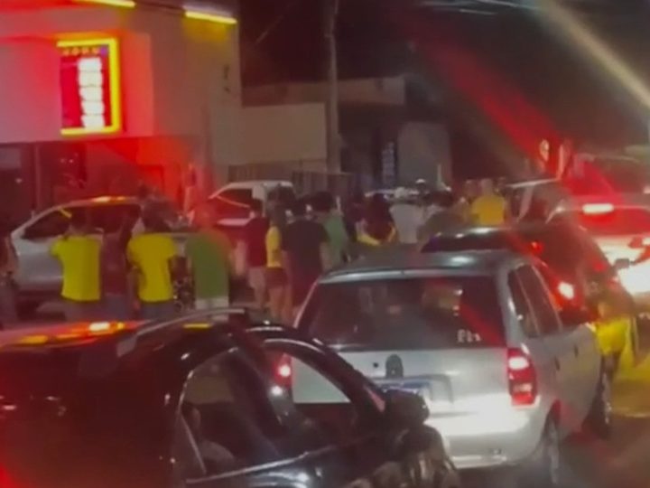 Para defender o pai de agressões, adolescente mata homem em concentração de campanha eleitoral