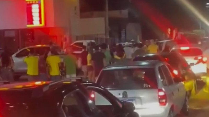 Para defender o pai de agressões, adolescente mata homem em concentração de campanha eleitoral