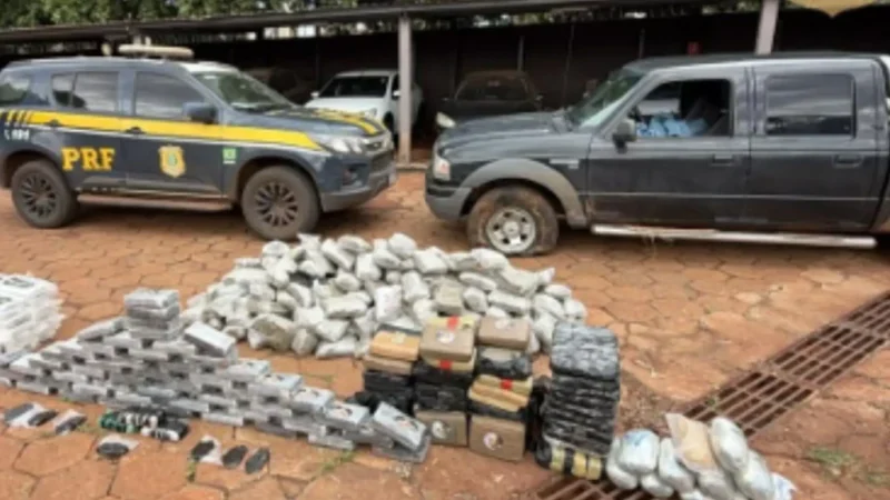Devendo R$ 53 mil em drogas, rapaz acaba preso com quase 300 quilos de entorpecentes