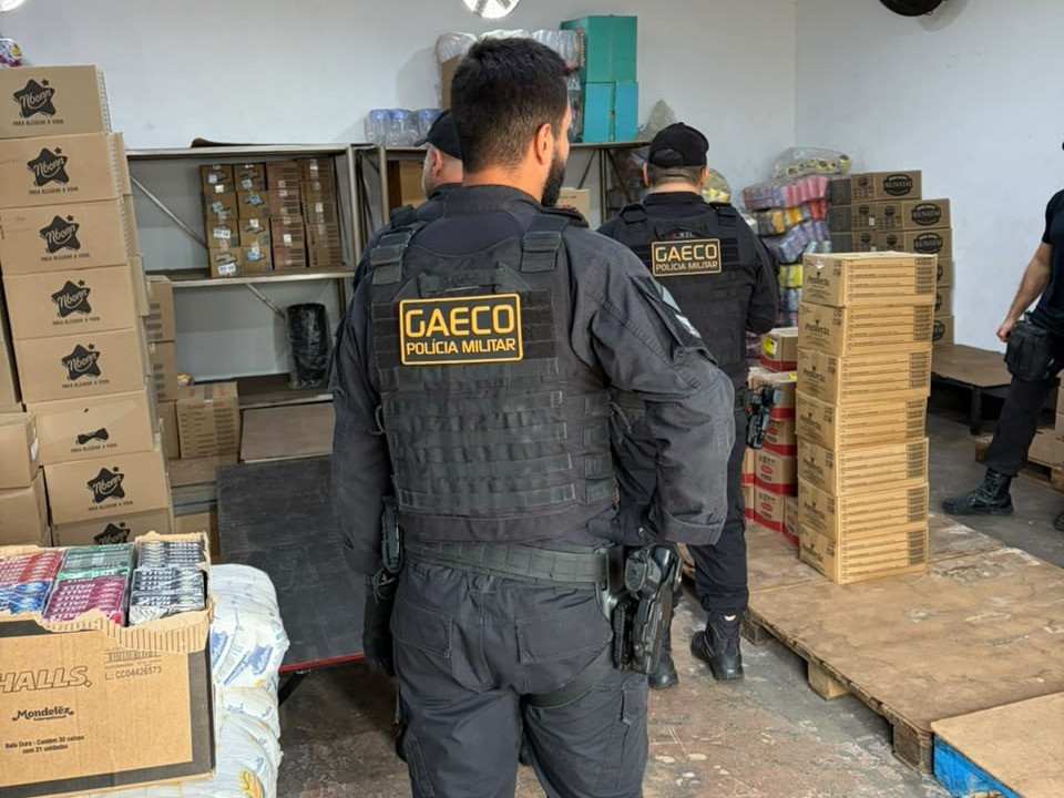 Operação do Gaeco mira policiais penais suspeitos de facilitar entrada de droga e celular na PED