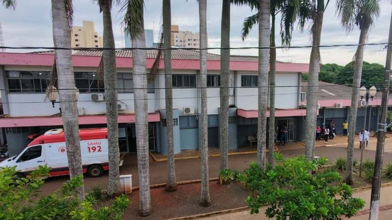 Conhecido como “Feio”, suspeito invade casa e esfaqueia adolescente em Dourados