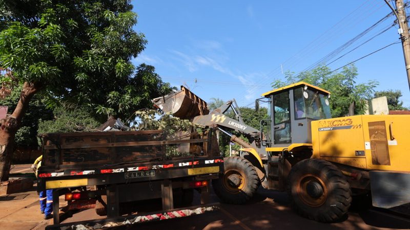 Prefeitura adia força-tarefa de limpeza no Jóquei Clube e Vila São Braz devido às chuvas