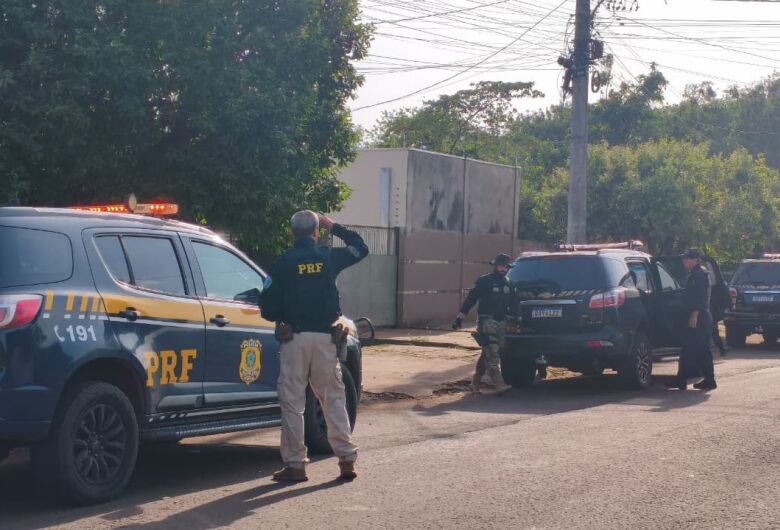 Polícia “estoura” laboratório clandestino de medicamentos e prende dois em Dourados 